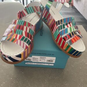 Sandals , size 9 , Djangoandjuliette , 50$